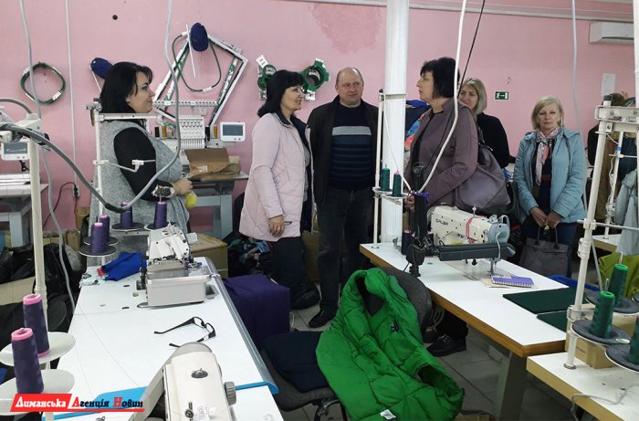 Лиманский Центр занятости организовал пресс-тур по швейному производству (фото)