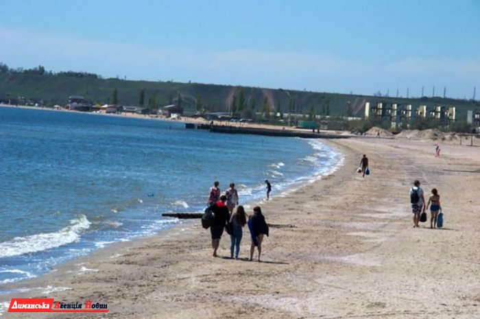 У Коблево визначили межі пляжу для відпочиваючих (фото)