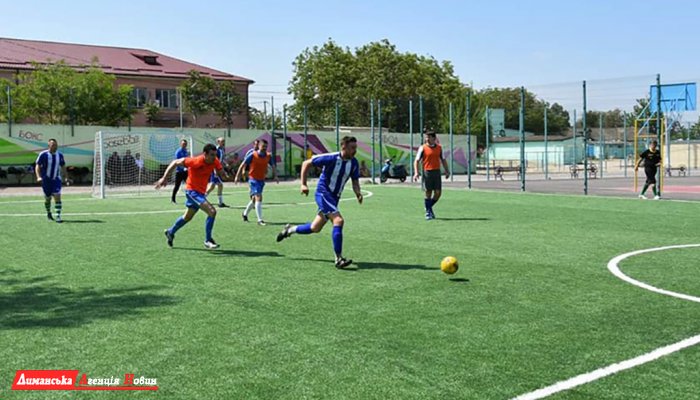 Лиманські правоохоронці взяли участь у змаганнях з міні-футболу