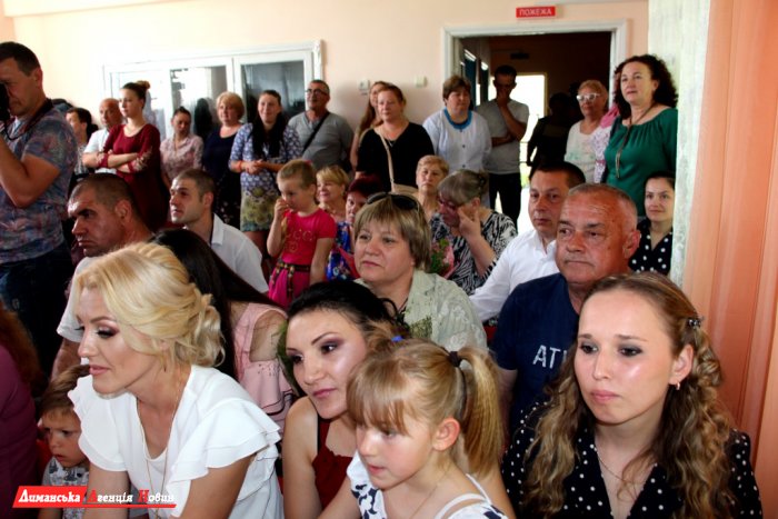 Детский сад Солнышко в Першотравневом напутствовал выпускников