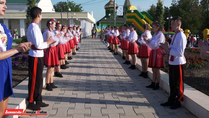 Зоя Чуркина Визирская ОТГ обладаем мощным культурным потенциалом, который ей позволяет достойно звучать в Украине