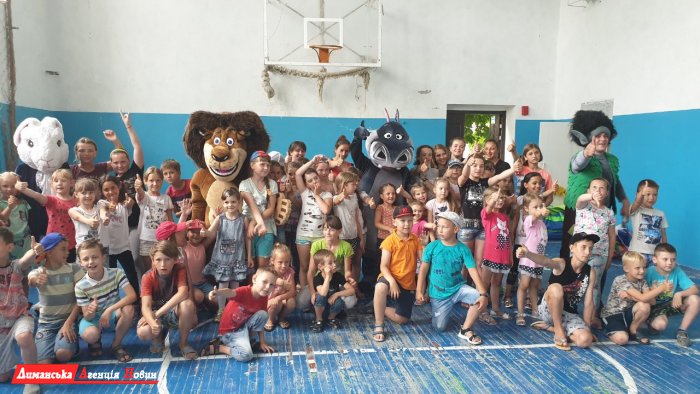 "Команда развития" организовала праздник для детей из Сычавки (фото)