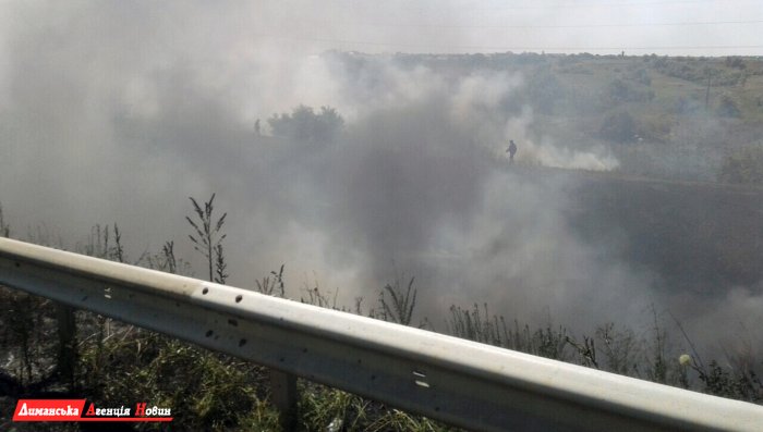 Сразу два пожара произошло в Лиманском районе.