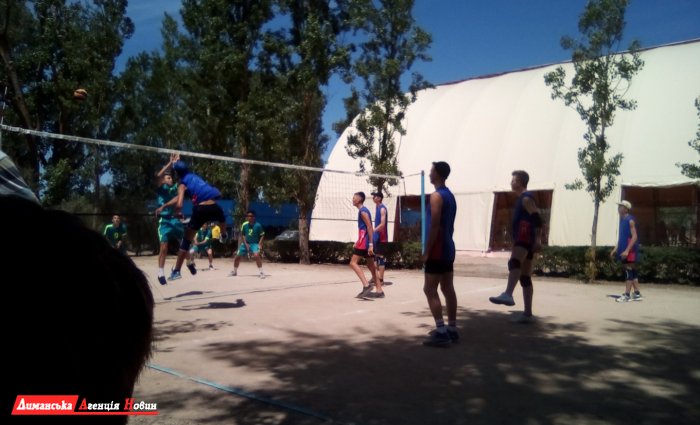 Волейболисты Коблевской ОТГ испытали свои силы в большом турнире.