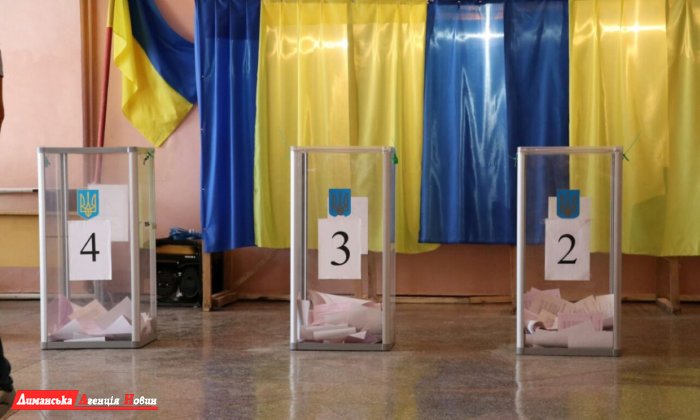 Участки закрыты, явка более 55%. В Визирской ОТГ начался подсчет голосов (фото) 