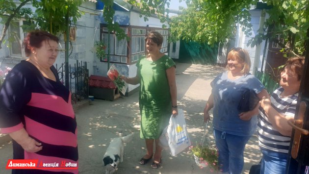 Мешканка Сичавки відзначила свій 70-й день народження (фото, оновлено)