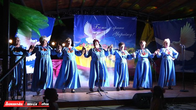С песнями и танцами в Визирке отпраздновали День Независимости.