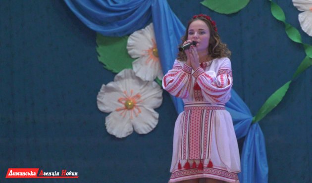 Главные праздники государства отметили в Любополе (фото)