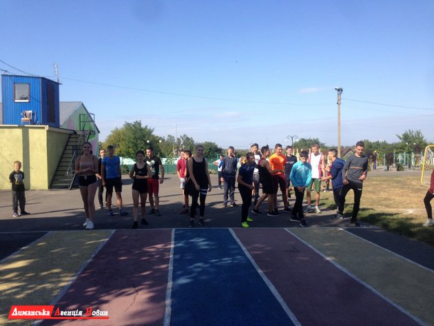 В Доброславе прошли соревнования по легкой атлетике среди школьников.