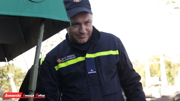 Олександр Пасісніченко, водій 26 державної пожежної частини Доброславської селищної ради.