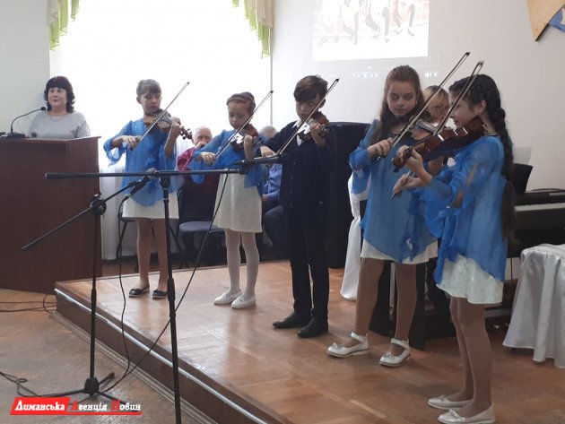 Лиманская детская музыкальная школа отпраздновала 55-ю годовщину.