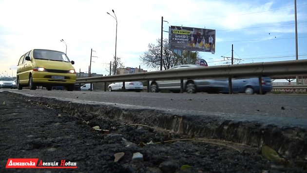 На участках автодороги возле села Иваново и в зоне выезда из Одессы провели капитальный ремонт.
