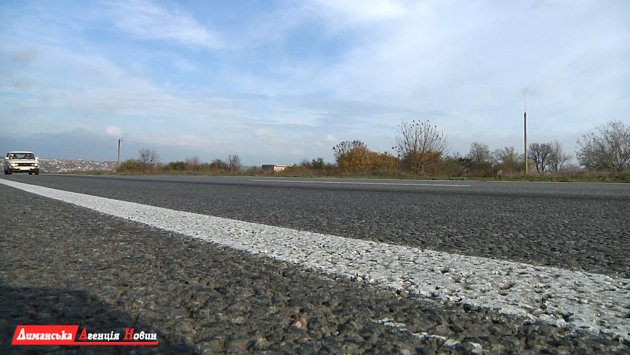 На участках автодороги возле села Иваново и в зоне выезда из Одессы провели капитальный ремонт.