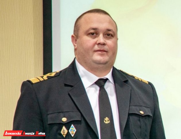 Работники порта "Пивденний" выступили за восстановление в должности бывшего директора.