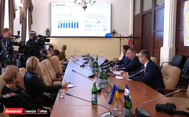 В Адміністрації морських портів України обговорили результати роботи за 10 місяців.