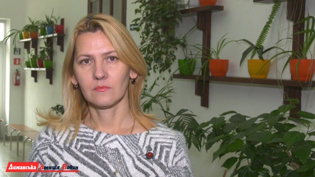 Валентина Харламбова, начальник відділу освіти, молоді та спорту Визирської сільради.