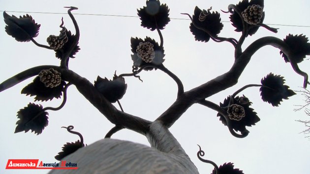 В Одесі до грузинського свята Гіоргоба відкрили пам’ятний символ "Виноградна лоза".
