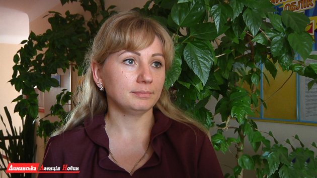 Анжела Фадєєва, начальник відділу бухгалтерського обліку та фінансової звітності, головний бухгалтер Визирської сільради.