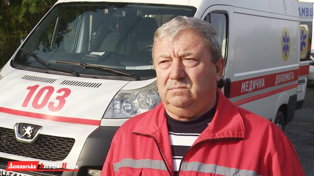 Анатолий Поднеколинко, водитель машины скорой помощи.