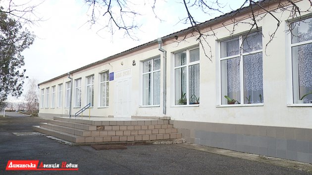 В составе Визирской громады есть возможность сохранить школу для сел Калиновского сельсовета.