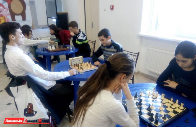У Красносільській громаді пройшов чемпіонат з шахів та шашок серед шкіл.