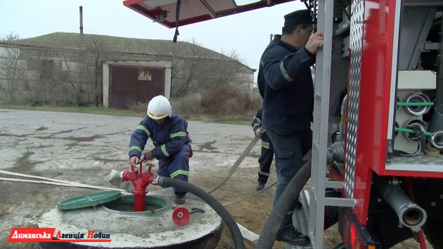 Безопасность прежде всего: в Визирке появился пожарный гидрант (фото)