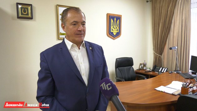Володимир Новацький, Южненський міський голова.