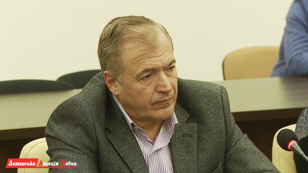 Володимир Новацький, Южненський міський голова. 