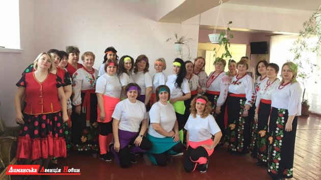 Вчителі з Першотравневого взяли участь у фестивалі "Чисті роси" (фото)