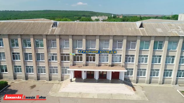 Петрівський коледж зі столітньою історією як приклад гідної освіти в Україні (фото)