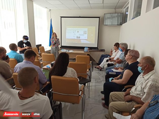 У Крижанівці відбулося перше засідання робочої групи з розробки Стратегії Фонтанської ОТГ (фото)