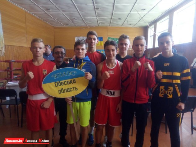 Вихованці Доброславської ДЮСШ захищали честь області на змаганнях з боксу (фото)