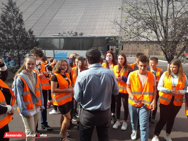 Школьники Визирской ОТГ посетили с экскурсией ТИС (фото)