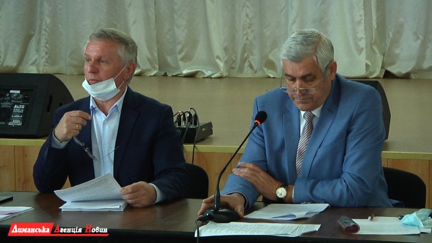 Новоизбранные депутаты Визирской громады приступили к своим обязанностям (фото)