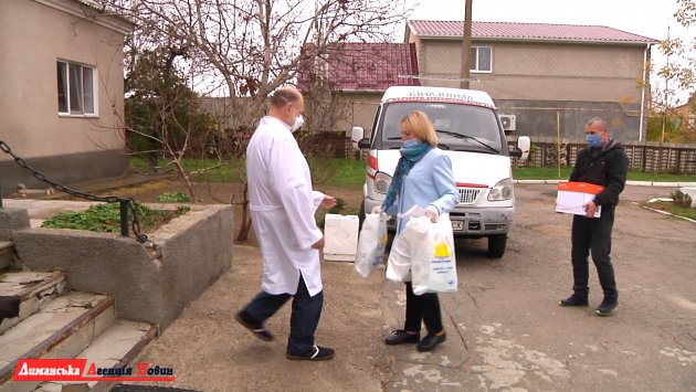 Благодійний фонд Олексія Ставніцера регулярно надає допомогу медзакладам (фото) 