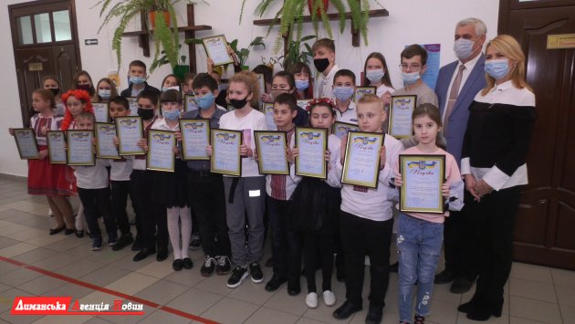 Учеников Визирской ОТГ наградили за успехи в учебе (фото)