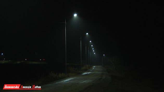 Визирская ОТГ: от Новой Ольшанки до автодороги Одесса — Николаев появилось освещение (фото)