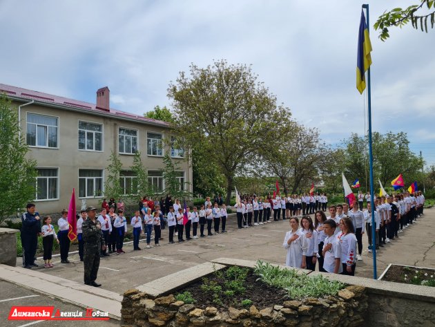 В Курісовській школі пройшла військово-патріотична гра «Сокіл» («Джура») (фоторепортаж)