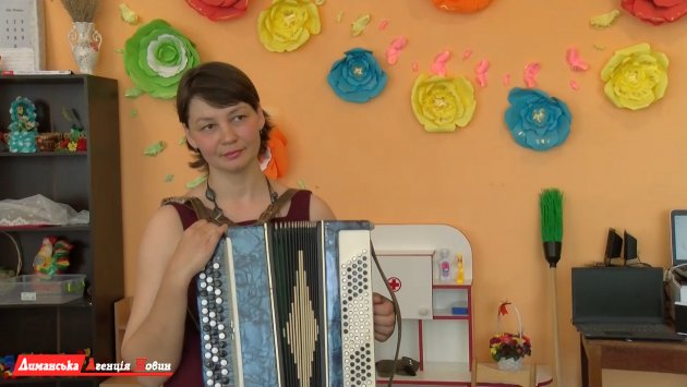 Ольга Бирка, музична керівниця дитячого садочка.