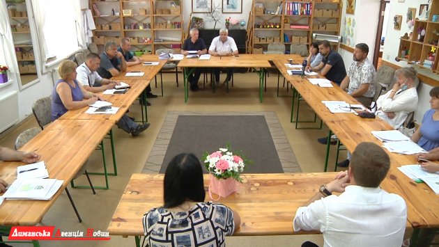 Работа учреждений образования — в Визирской ОТГ прошло заседание исполкома (фото)