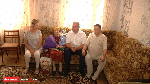 В Доброславе поздравили старейшую жительницу Лиманщины (фото)