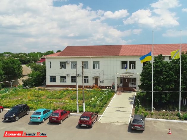 На сесії Красносільської сільради було розглянуте питання щодо Центру первинної медико-санітарної допомоги (фото)