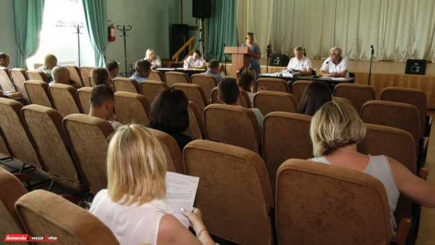 Сессия Визирского сельсовета: в исполком громады приняли нового члена — Виталия Кутателадзе (фото)