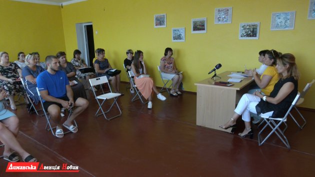 У Першотравневому ліцеї Визирської ОТГ пройшло засідання Молодіжної ради (фото)