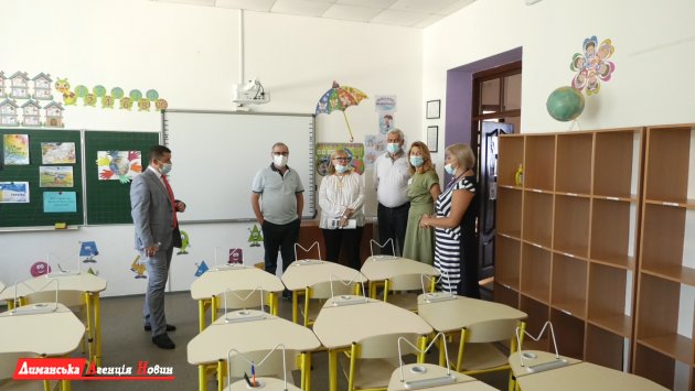 Учреждения образования Визирской ОТГ с рабочим визитом посетила делегация из Одесской ОГА (фото)