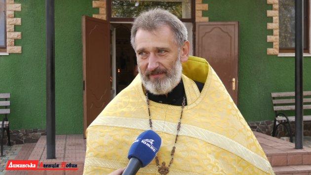 отець Борис, настоятель Свято-Олександро-Невського храму села Визирка.
