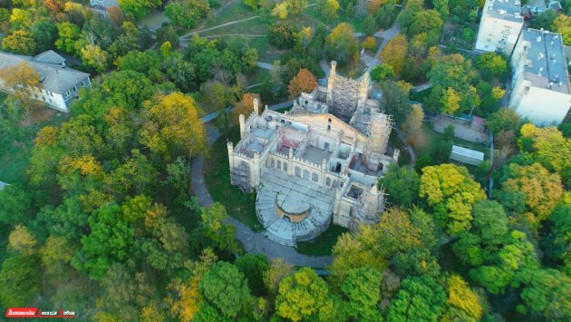 Палац-садиба Курісів — неоціненна історична пам’ятка Березівського району 