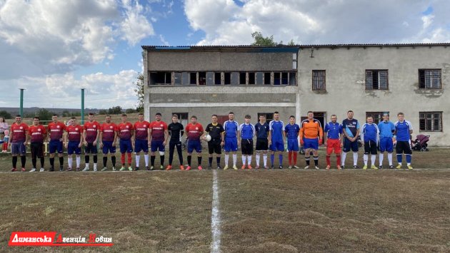 У Першотравневому пройшов фінальний футбольний турнір за Кубок громад (фото)