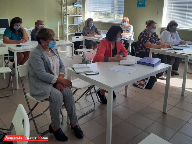 В Визирской ОТГ прошло заседание отдела образования, молодежи и спорта Визирского сельсовета (фото)