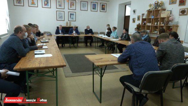 На засіданні виконавчого комітету Визирської сільради обговорили ряд соціальних питань (фото)